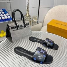 Louis Vuitton Slippers